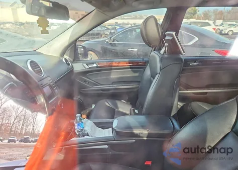 2011 Mercedes-Benz Gl 450 4Matic z USA, uszkodzony, nr VIN 4JGBF7BE9BA624686